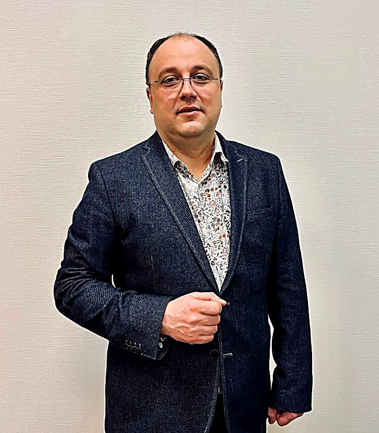 Антон Лепихов